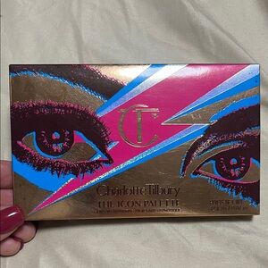 Charlotte Tilbury The Icon Palette - Electric Pink and Blue